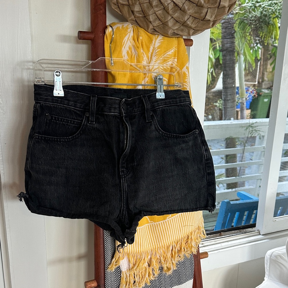 Uniqlo Black Jean Shorts for Women